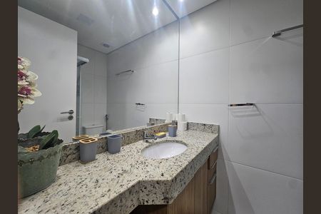 Banheiro de kitnet/studio para alugar com 1 quarto, 22m² em Barra, Salvador