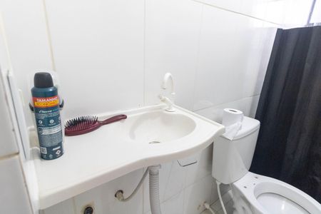 Banheiro de casa para alugar com 1 quarto, 45m² em Senador Vasconcelos, Rio de Janeiro