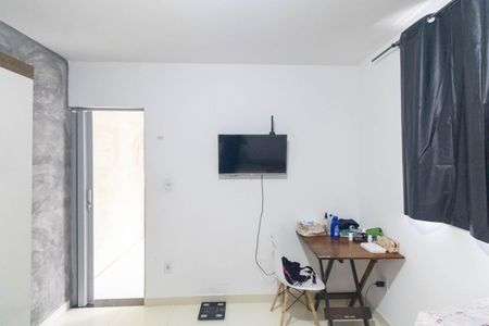 Quarto  de casa para alugar com 1 quarto, 45m² em Senador Vasconcelos, Rio de Janeiro