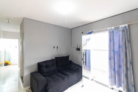 Sala de casa para alugar com 1 quarto, 45m² em Senador Vasconcelos, Rio de Janeiro