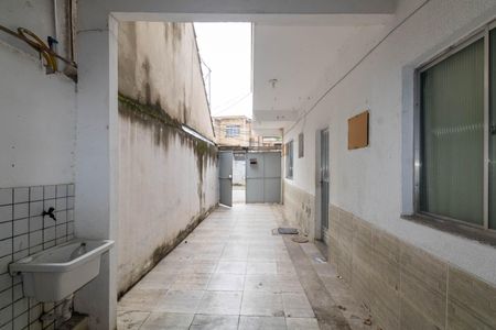 Casa para alugar com 45m², 1 quarto e sem vaga Casa para alugar com 45m², 1 quarto e sem vagaCozinha e Área de Serviço