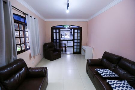 Casa para alugar com 122m², 2 quartos e 1 vaga Casa para alugar com 122m², 2 quartos e 1 vagaSala