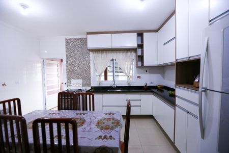 Casa para alugar com 122m², 2 quartos e 1 vaga Casa para alugar com 122m², 2 quartos e 1 vagaCozinha