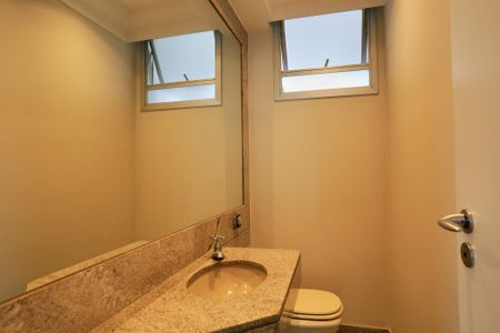 Apartamento para alugar com 150m², 4 quartos e 2 vagasLavabo
