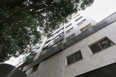 Apartamento para alugar com 150m², 4 quartos e 2 vagasFachada
