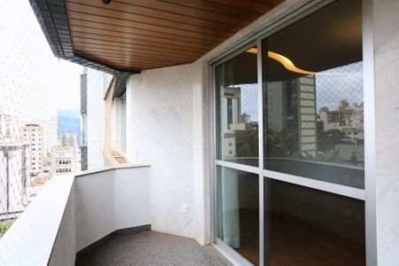 Apartamento para alugar com 150m², 4 quartos e 2 vagasVaranda da Sala