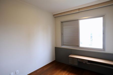 Apartamento para alugar com 150m², 4 quartos e 2 vagasQuarto
