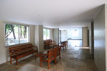 Apartamento para alugar com 150m², 4 quartos e 2 vagasÁrea comum - Salão de festas