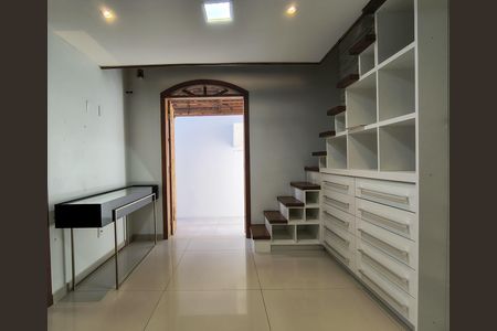 Casa para alugar com 110m², 2 quartos e 1 vaga Casa para alugar com 110m², 2 quartos e 1 vagaSuíte