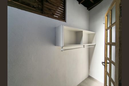 Casa para alugar com 110m², 2 quartos e 1 vaga Casa para alugar com 110m², 2 quartos e 1 vagaArmário da Suíte