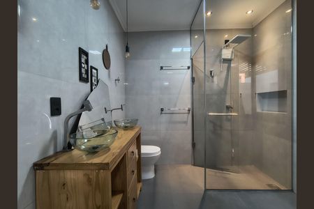 Casa para alugar com 110m², 2 quartos e 1 vaga Casa para alugar com 110m², 2 quartos e 1 vagaBanheiro da Suíte