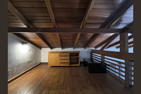 Casa para alugar com 110m², 2 quartos e 1 vaga Casa para alugar com 110m², 2 quartos e 1 vagaMezanino
