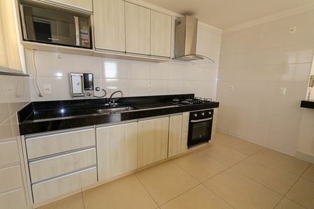 Apartamento para alugar com 95m², 4 quartos e 2 vagasCozinha