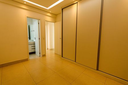Apartamento para alugar com 95m², 4 quartos e 2 vagasQuarto Suíte
