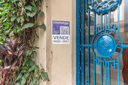 Apartamento à venda com 55m², 1 quarto e sem vaga Apartamento à venda com 55m², 1 quarto e sem vagaFachada - Plaquinha
