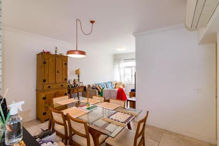 Apartamento à venda com 80m², 2 quartos e 1 vagaFoto 02