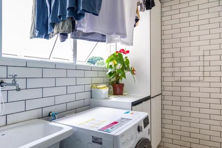 Apartamento à venda com 80m², 2 quartos e 1 vagaFoto 24