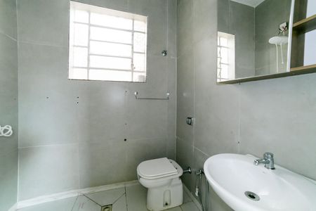 Casa para alugar com 1000m², 9 quartos e 10 vagas Casa para alugar com 1000m², 9 quartos e 10 vagasBanheiro