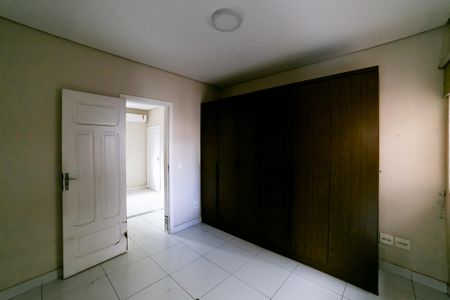 Casa para alugar com 1000m², 9 quartos e 10 vagas Casa para alugar com 1000m², 9 quartos e 10 vagasQuarto 2