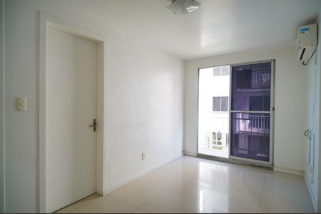 sala de apartamento para alugar com 3 quartos, 60m² em Santos Dumont, São Leopoldo