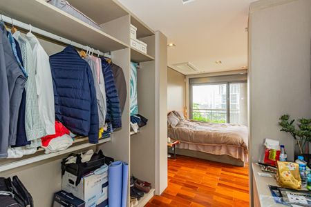 Apartamento para alugar com 167m², 3 quartos e 3 vagasCloset da suíte 1