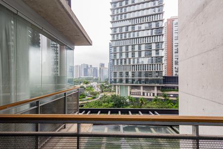 Apartamento para alugar com 167m², 3 quartos e 3 vagasVista da Suíte 2