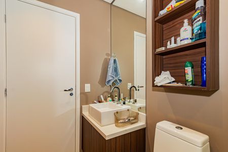 Apartamento para alugar com 167m², 3 quartos e 3 vagasBanheiro da Suíte 1