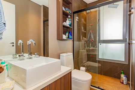 Apartamento para alugar com 167m², 3 quartos e 3 vagasBanheiro da Suíte 1