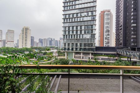 Apartamento para alugar com 167m², 3 quartos e 3 vagasVista da Suíte 1