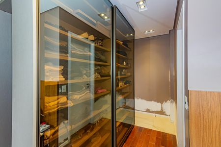 Apartamento para alugar com 167m², 3 quartos e 3 vagasCloset da suíte 1