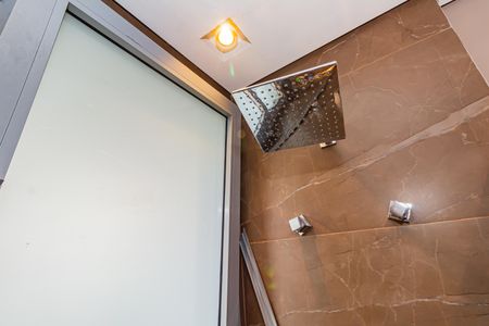 Apartamento para alugar com 167m², 3 quartos e 3 vagasBanheiro da Suíte 1