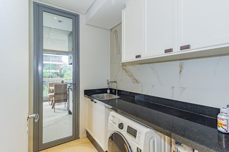Apartamento para alugar com 167m², 3 quartos e 3 vagasÁrea de Serviço