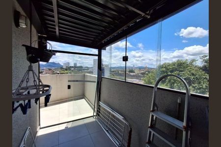 Apartamento à venda com 63m², 2 quartos e 1 vaga