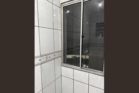 Cozinha de apartamento para alugar com 2 quartos, 48m² em Jardim Adriana, Guarulhos