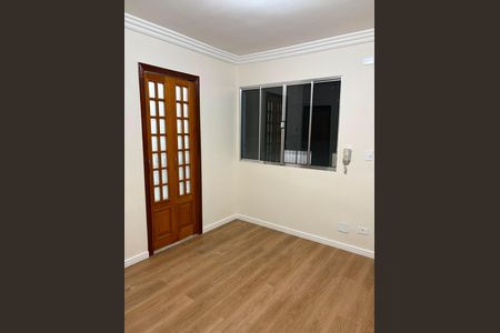 Sala de apartamento para alugar com 2 quartos, 48m² em Jardim Adriana, Guarulhos