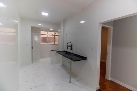 Apartamento à venda com 80m², 2 quartos e sem vagaCozinha