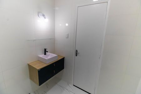 Apartamento à venda com 80m², 2 quartos e sem vagaBanheiro