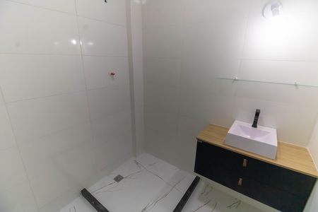 Apartamento à venda com 80m², 2 quartos e sem vagaBanheiro