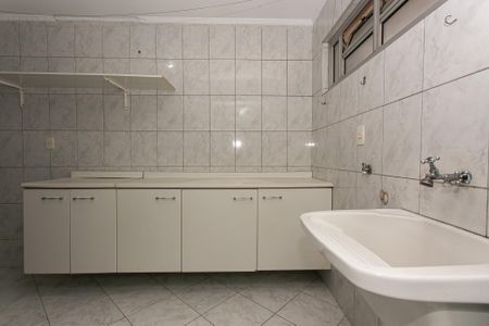 Apartamento à venda com 70m², 2 quartos e sem vaga Apartamento à venda com 70m², 2 quartos e sem vagaÁrea de Serviço