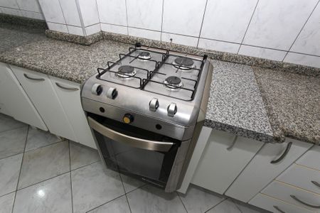 Apartamento à venda com 70m², 2 quartos e sem vaga Apartamento à venda com 70m², 2 quartos e sem vagaCozinha - Fogão