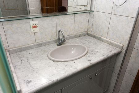 Apartamento à venda com 70m², 2 quartos e sem vaga Apartamento à venda com 70m², 2 quartos e sem vagaBanheiro