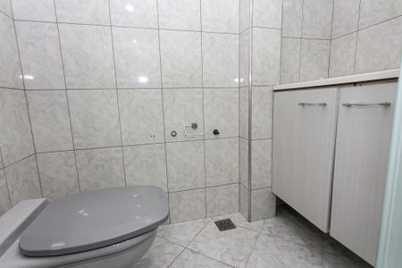 Apartamento à venda com 70m², 2 quartos e sem vaga Apartamento à venda com 70m², 2 quartos e sem vagaBanheiro