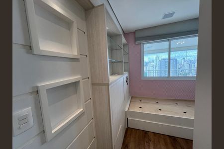 Apartamento à venda com 3 quartos, 92m² em Vila Regente Feijó, São Paulo