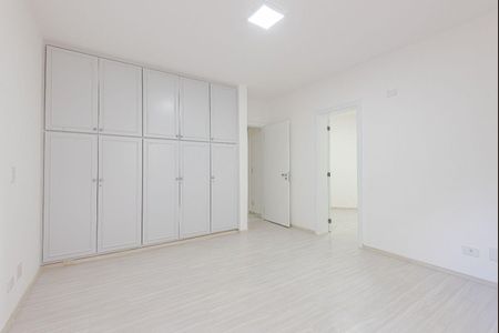 Apartamento à venda com 240m², 3 quartos e 4 vagas