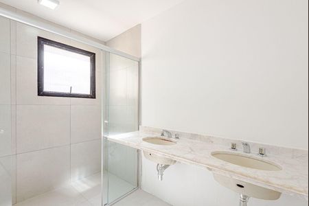 Apartamento à venda com 240m², 3 quartos e 4 vagas