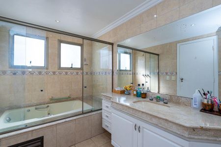 Apartamento à venda com 165m², 3 quartos e 3 vagas