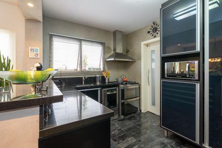 Apartamento à venda com 165m², 3 quartos e 3 vagas