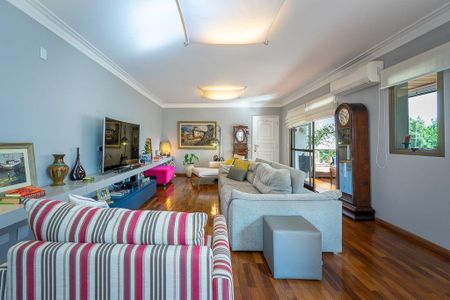Apartamento à venda com 165m², 3 quartos e 3 vagas