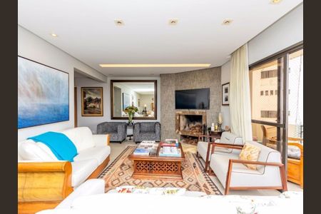 Apartamento à venda com 167m², 4 quartos e 4 vagas