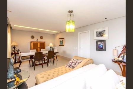 Apartamento à venda com 167m², 4 quartos e 4 vagas